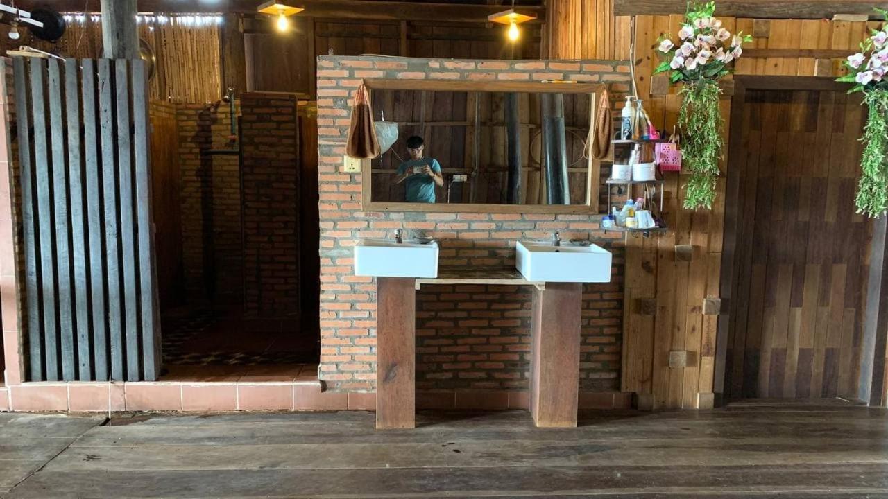 St 63 Home Stay & Tour Kampong Khleang Eksteriør bilde