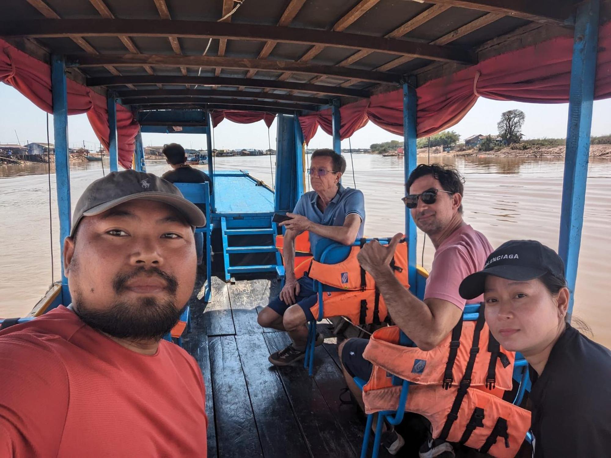 St 63 Home Stay & Tour Kampong Khleang Eksteriør bilde