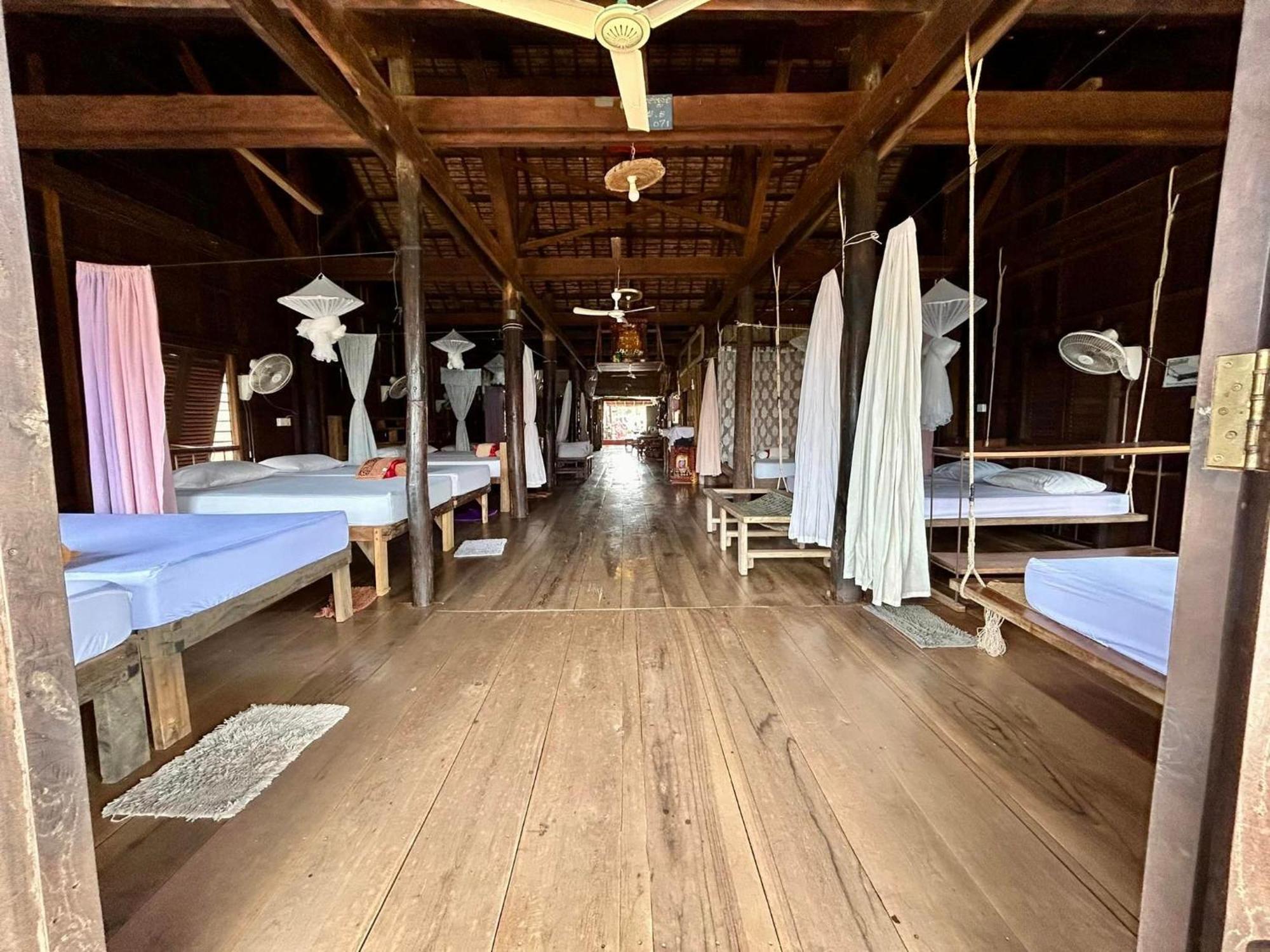 St 63 Home Stay & Tour Kampong Khleang Eksteriør bilde