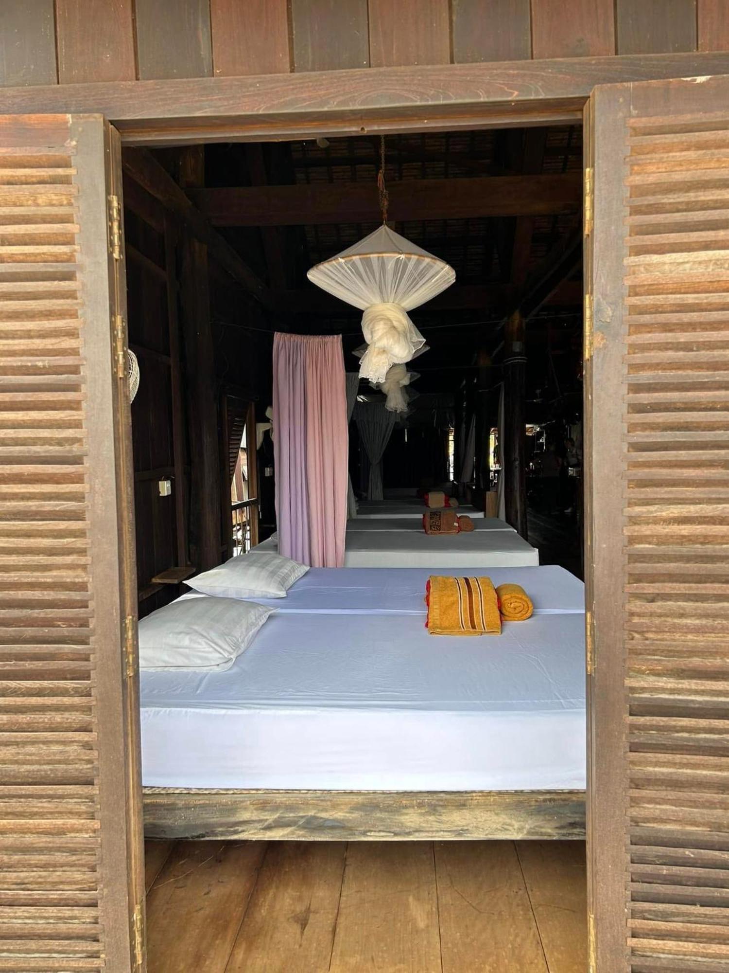 St 63 Home Stay & Tour Kampong Khleang Eksteriør bilde